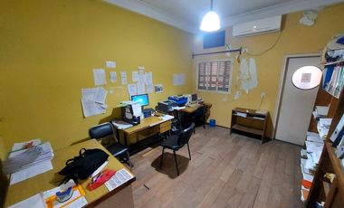 Casa en  Irigoyen Freyre al 2800