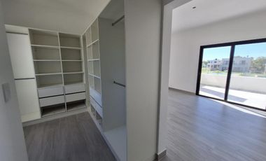 Casa en Santa Elisa, Pilar del este