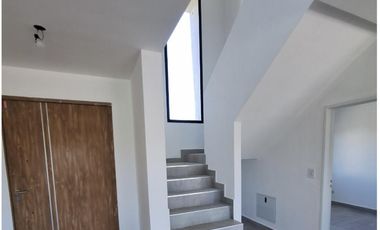 Casa en Santa Elisa, Pilar del este