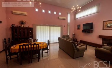 Casa en Santa Lucia, B° Sauzales de Rizo