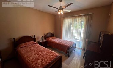 Casa en Santa Lucia, B° Sauzales de Rizo