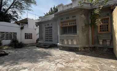 Terreno en Venta en Esquina en Av La Paz, Colonia Americana