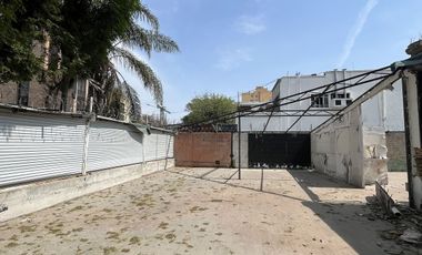 Terreno en Venta en Esquina en Av La Paz, Colonia Americana