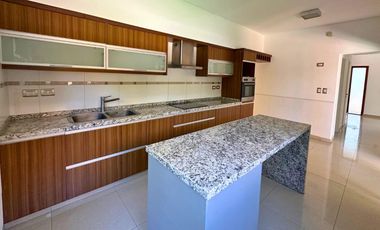CASA 4 AMBIENTES EN ALTOS DE HUDSON II