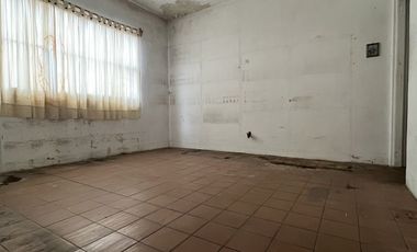 Propiedad en Venta a Media Cuadra de Av Americas, Ladrón de Guevara , Guadalajar