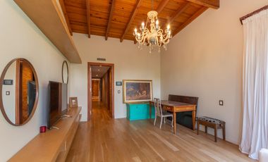 Casa en venta en barrio Los Miradores I