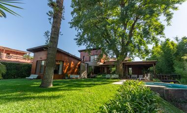 Casa en venta en barrio Los Miradores I