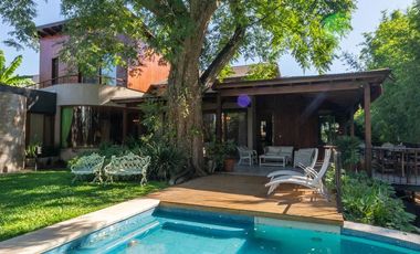 Casa en venta en barrio Los Miradores I