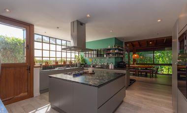 Casa en venta en barrio Los Miradores I