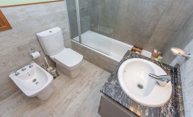 Casa en venta en barrio Los Miradores I