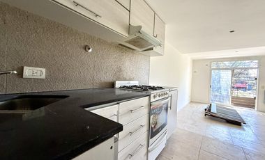 venta - ph - Villa Devoto - triplex - playroom - terraza - patio - lavadero - toilette -