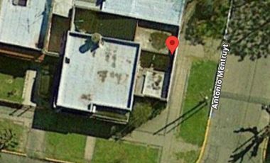 Casa en Esquina en Una Planta con Patio y Cochera para 2 Autos – Apta Crédito – Lomas de Zamora