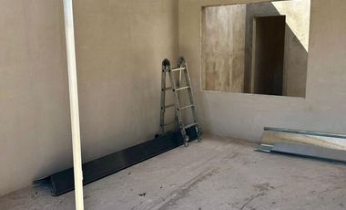Triplex 4 ambientes con terraza y pileta propia.