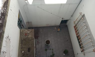 Venta Casa 3 Amb.  C/Local  más  Depto a terminar  - Ramos Mejia