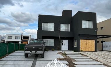 Casa en venta Lagoon Pilar