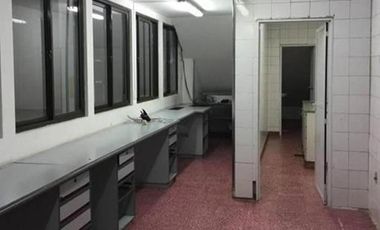 Alquiler de Depósito mixtura 3 en el Barrio de La Boca