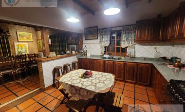 Exclusiva Casa Quinta en Venta -  Candelaria