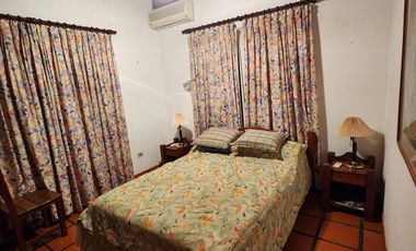 Exclusiva Casa Quinta en Venta -  Candelaria