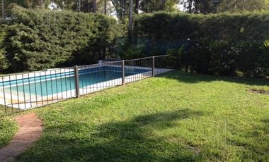 BAYUGAR PROPIEDADES/ CASA/ BARRIO LA CANDELA