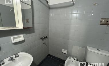 Edificio Comercial (2 Locales   Depto. 3 amb. c/cochera) s/ Av. Alte. Brown