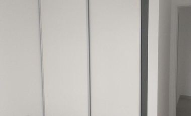 A estrenar Departamento 1 ambiente divisible. Cochera. - Florida Mitre/Este