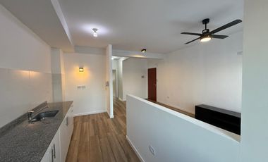 Departamento 2 amb en alquiler c/cochera