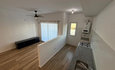 Departamento 2 amb en alquiler c/cochera