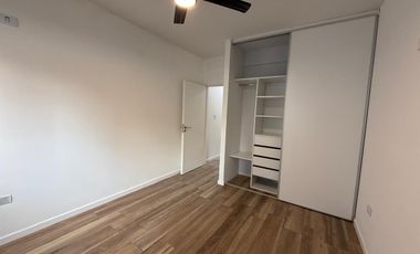 Departamento 2 amb en alquiler c/cochera