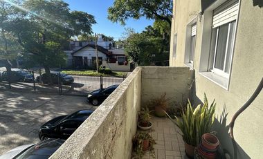 DEPARTAMENTO EN VENTA EN BECCAR 4 AMBIENTES BALCON COCHERA