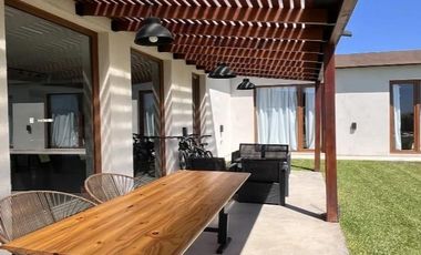 Casa en venta en San Sebastián – 4 ambientes, suite, home office y amenities