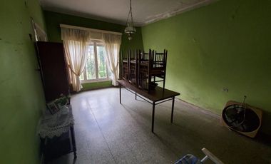 En Venta! Interesante Casa - Quinta en La Reja - Con Parque y Departamento a Refaccionar en el Fondo