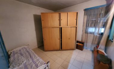 En Venta! Interesante Casa - Quinta en La Reja - Con Parque y Departamento a Refaccionar en el Fondo