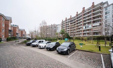 Excelente departamento 3 ambientes con cochera, en Nordelta, Barrio Miradores de la Bahía.