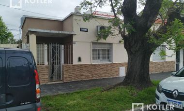 Casa - Lomas de Zamora Este