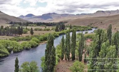 Bariloche  chacra Rio Limay 10 Has