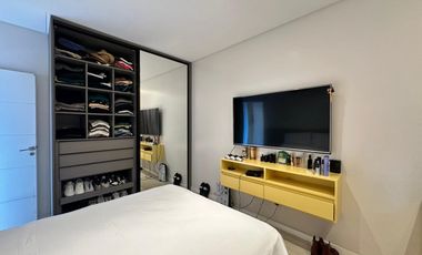 CASA DE PRIMERA CATEGORIA CON PILETA