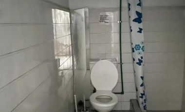 Alquiler  Local en  Ramos Mejia  Buen Estado a Mts. de Av. Rivadavia y Av. de Mayo