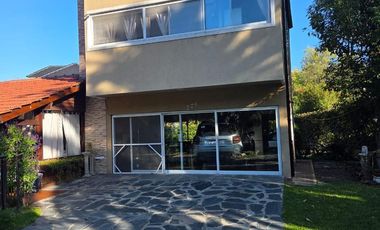 Casa en  VENTA EN EL COUNTRY EL PARAISO HIPICO & GOLF