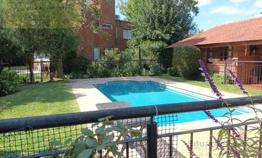 Casa en  VENTA EN EL COUNTRY EL PARAISO HIPICO & GOLF