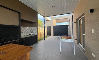 VENTA Casa 2 dormitorios. Monje, San Jerónimo