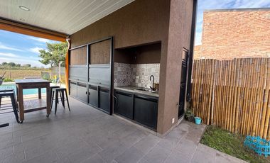 VENTA Casa 2 dormitorios. Monje, San Jerónimo