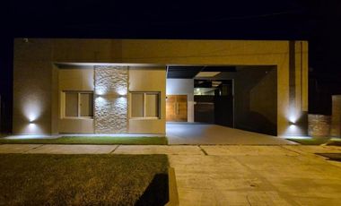 VENTA Casa 2 dormitorios. Monje, San Jerónimo