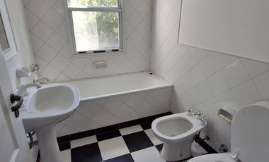 Casa en venta en Barrio Bermudas - Pilar