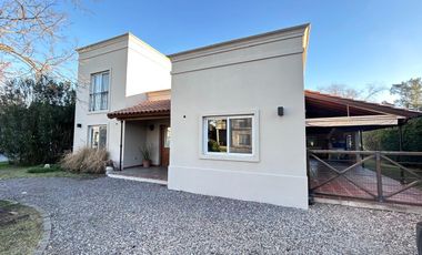 Casa en venta en El Mirasol - NO APTA CREDITO