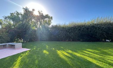 Casa en venta en El Mirasol - NO APTA CREDITO