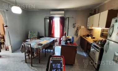 Casa interna en venta. 2 Dormitorios con patio