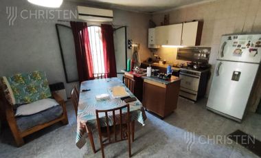 Casa interna en venta. 2 Dormitorios con patio