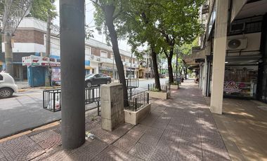 Departamento 2 ambientes cochera en Adrogue centro apto credito apto profesional en venta