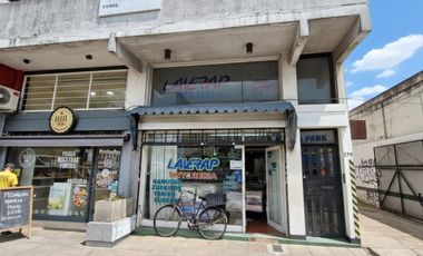 SANTILLI - AV. MEEKS 275 LOMAS DE ZAMORA