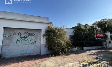 Gran lote de 13x32 con propiedad a demoler o refaccionar